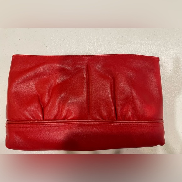 Red leather purse by Toni Vintage 80s Genuine Leather Vintage clutch purse - Picture 12 of 16